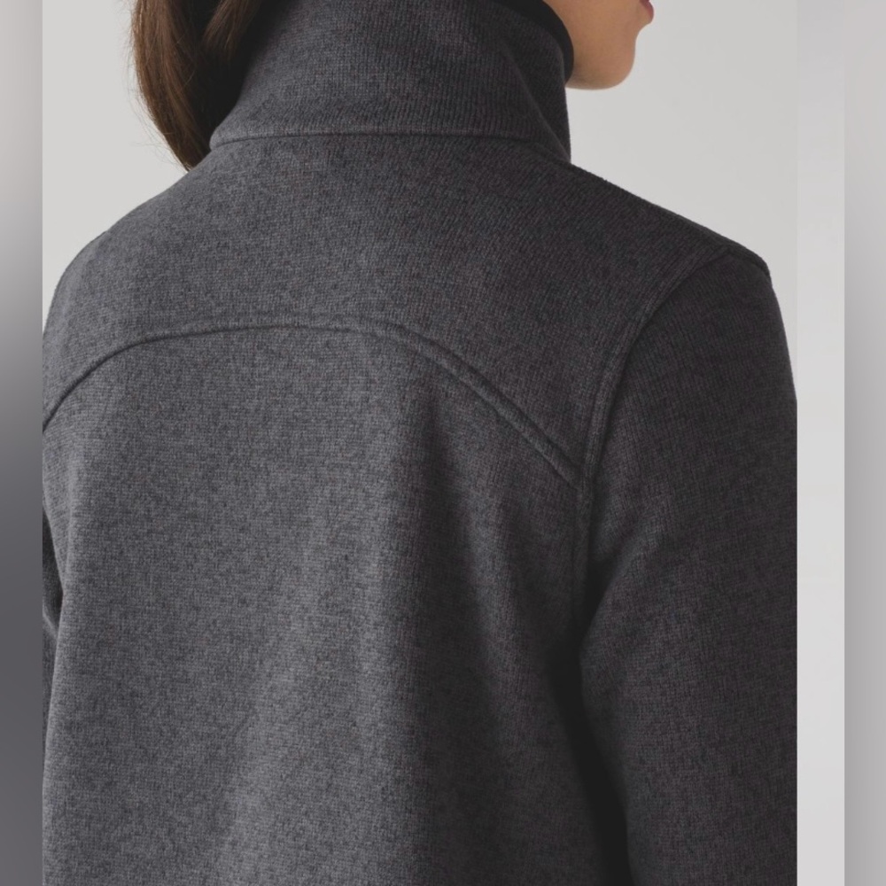 Lululemon It’s Fleecing Cold Zip Up Size 12 - Picture 7 of 15